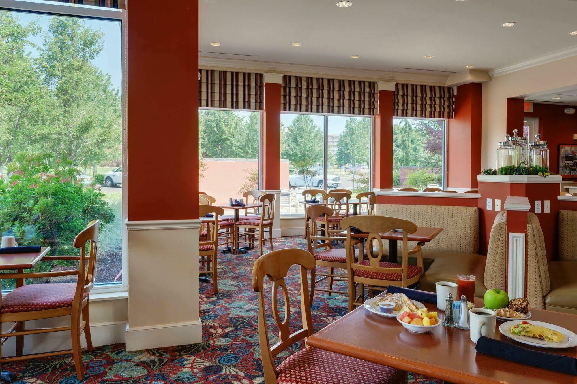 Hilton Garden Inn Corvallis Exterior photo
